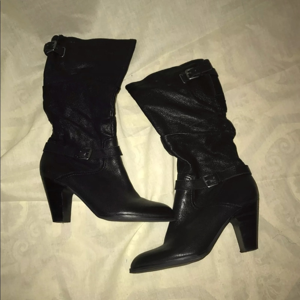 Black knee high Guess boots